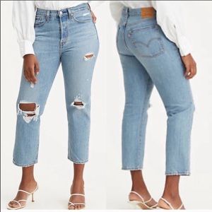 Levi’s Wedgie authentically yours